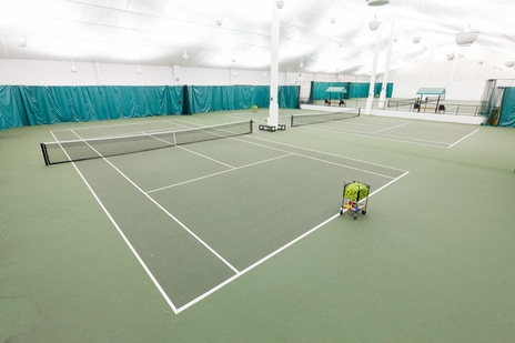 Tennis courts at Fairfax Racquet Club